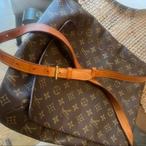 🌼🌸Louise Vuitton Beautiful vintage Musette Salsa GM🌼🌸